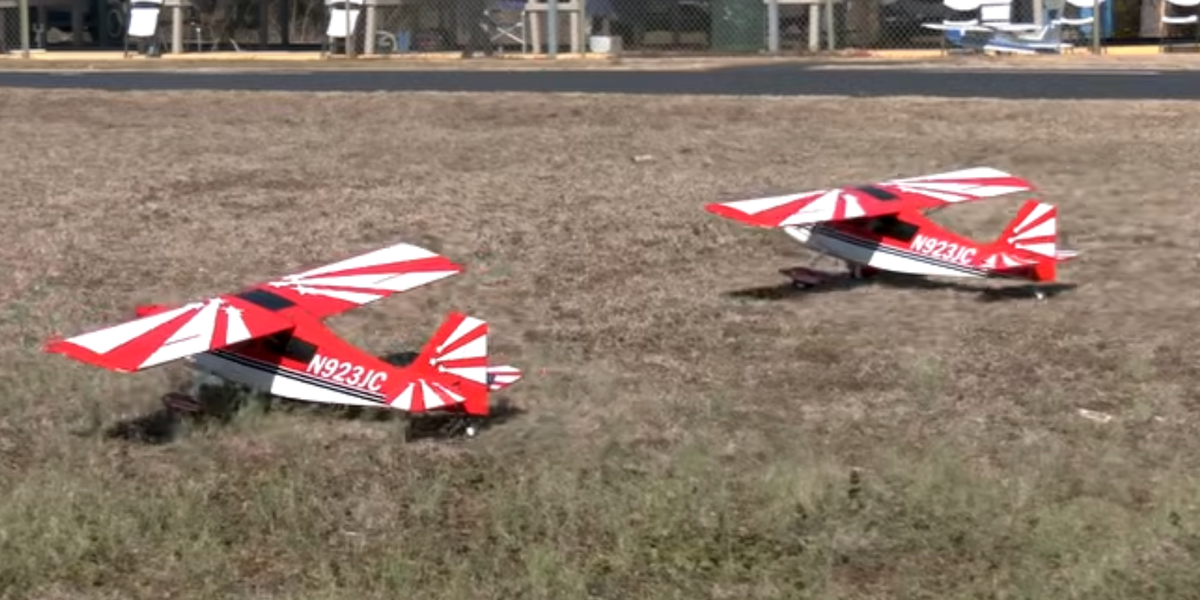 E-flite スーパー・デクathlon 1.2m レビュー｜3Sと4Sの比較ガイドと