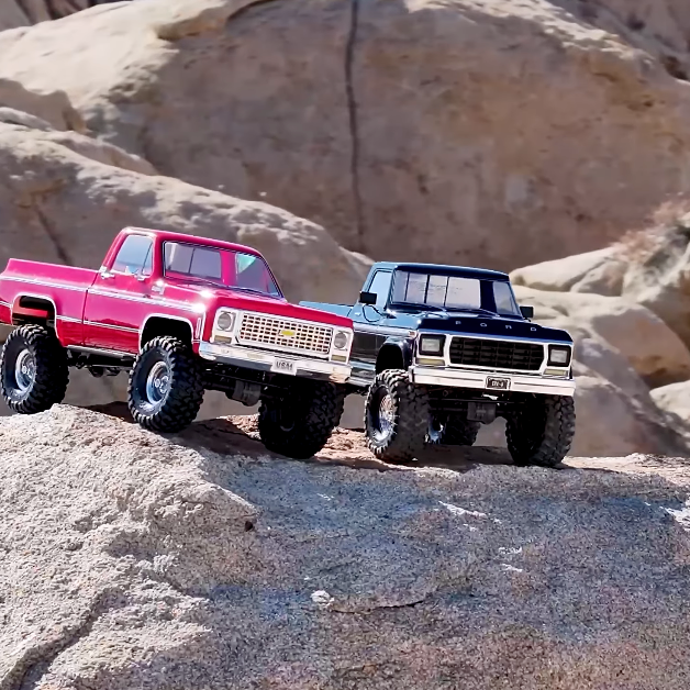 Traxxas TRX4 Ford F-150 and Chevrolet K10 review with standard-height trail truck stance