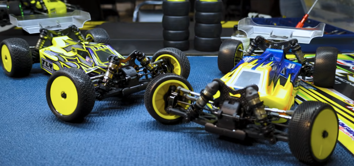 TLR 22X-4 2.0 AC vs DC Explained – Surface Bias, Geometry & Racing
