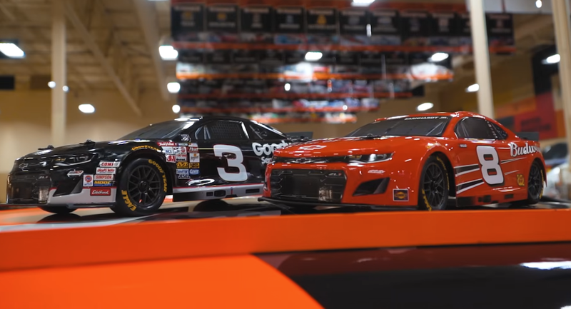 ナスカー NASCAR Budweiser #29 ボンネットディスプレイ Losi 1/12 NASCAR #3 Goodwrench & #8 Budweiser — Earnhardt Icons
