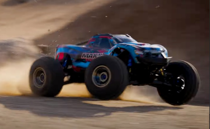 Traxxas Maxx Ultimate Review – 4S Monster Truck with Factory Upgrades ...