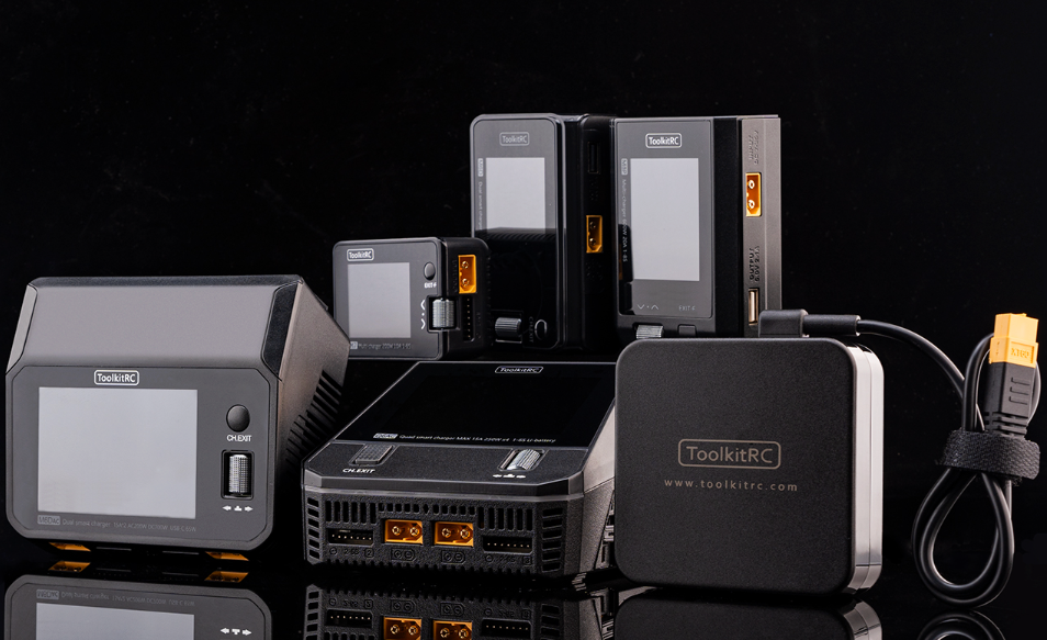 ToolkitRC 充電器&電源 – M6DAC Pro/V2、M6D V3、M8D、Q6AC、ADP200 ToolkitRC 充電器&電源 – M6DAC Pro/V2、M6D V3、M8D、Q6AC、ADP200