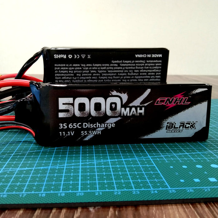 CNHL Black Series 5000MAH 11.1V 3S 65C Batteria Lipo con spina XT90